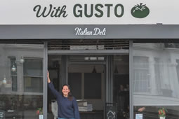 Italian Deli and Coffee Bar Opens on Dawes Road