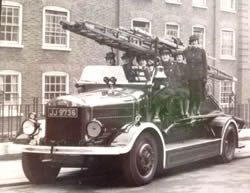Fulham Fire Station 100 years ago