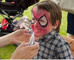 Face painting at Fulham Palace