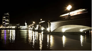 Impression of Putney Bridge lights