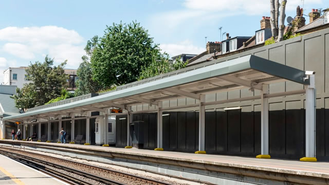 Putney station 